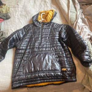 Outdoor research down pull over